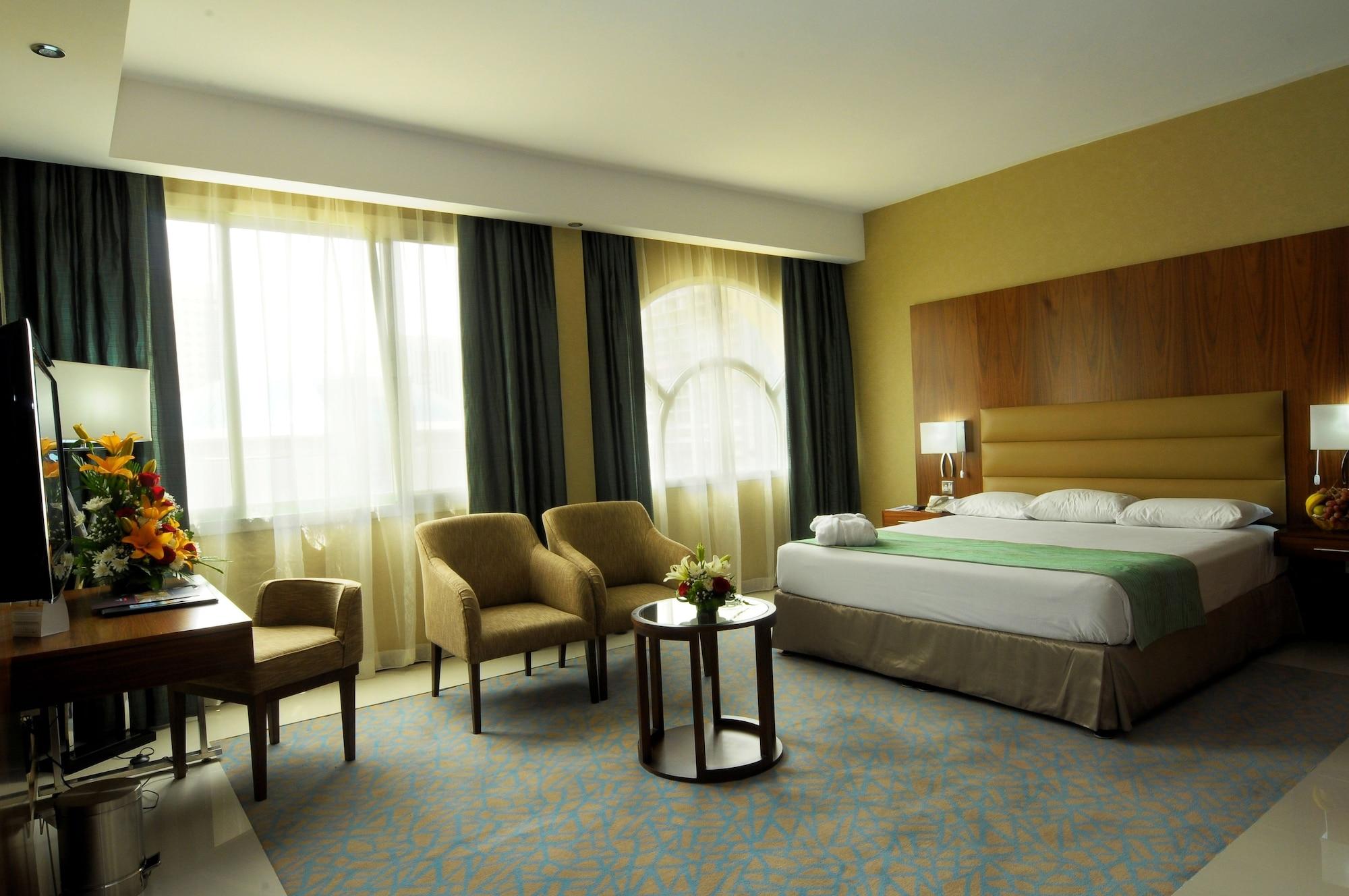 Howard Johnson By Wyndham Abu Dhabi Downtown Eksteriør bilde