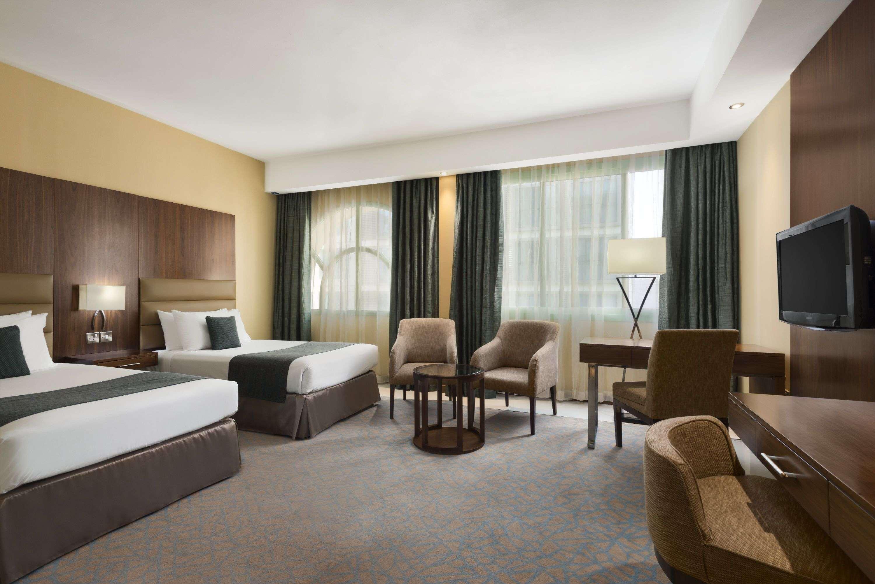 Howard Johnson By Wyndham Abu Dhabi Downtown Eksteriør bilde