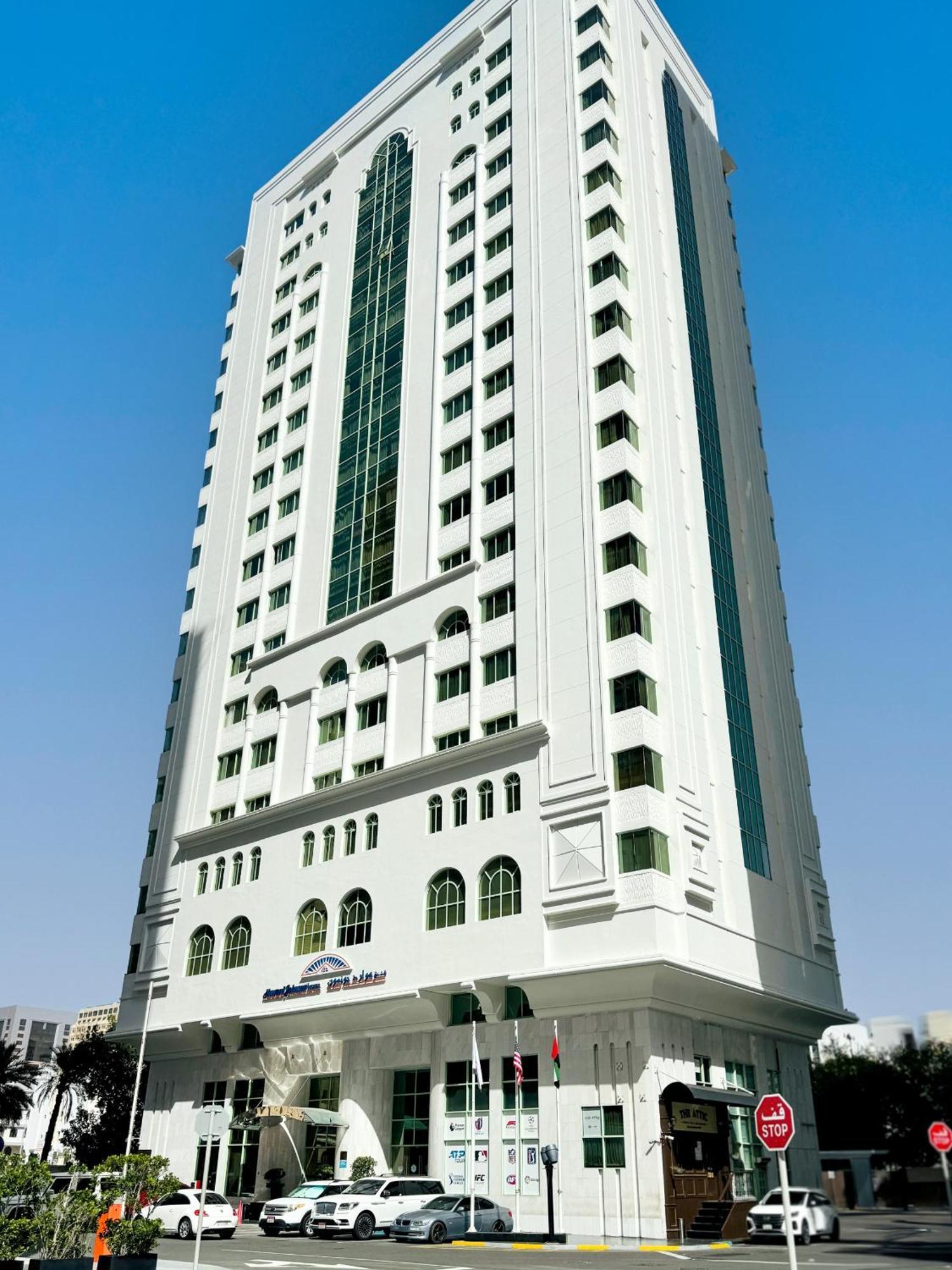Howard Johnson By Wyndham Abu Dhabi Downtown Eksteriør bilde