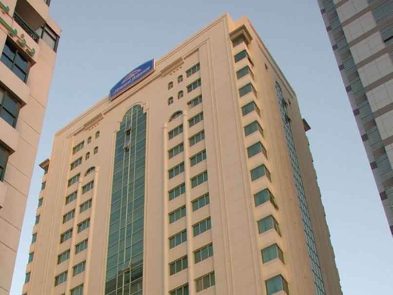 Howard Johnson By Wyndham Abu Dhabi Downtown Eksteriør bilde
